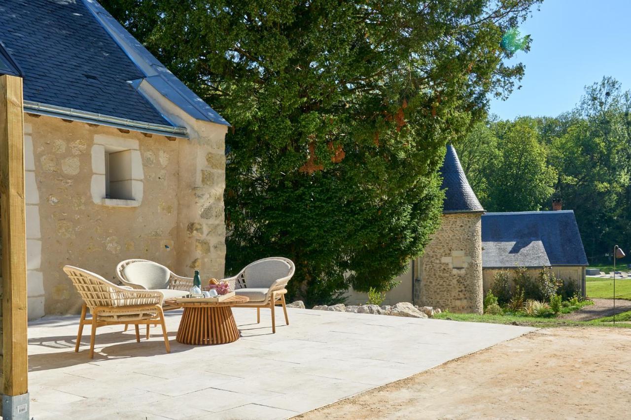 Domaine De La Commanderie De Ballan Exterior photo