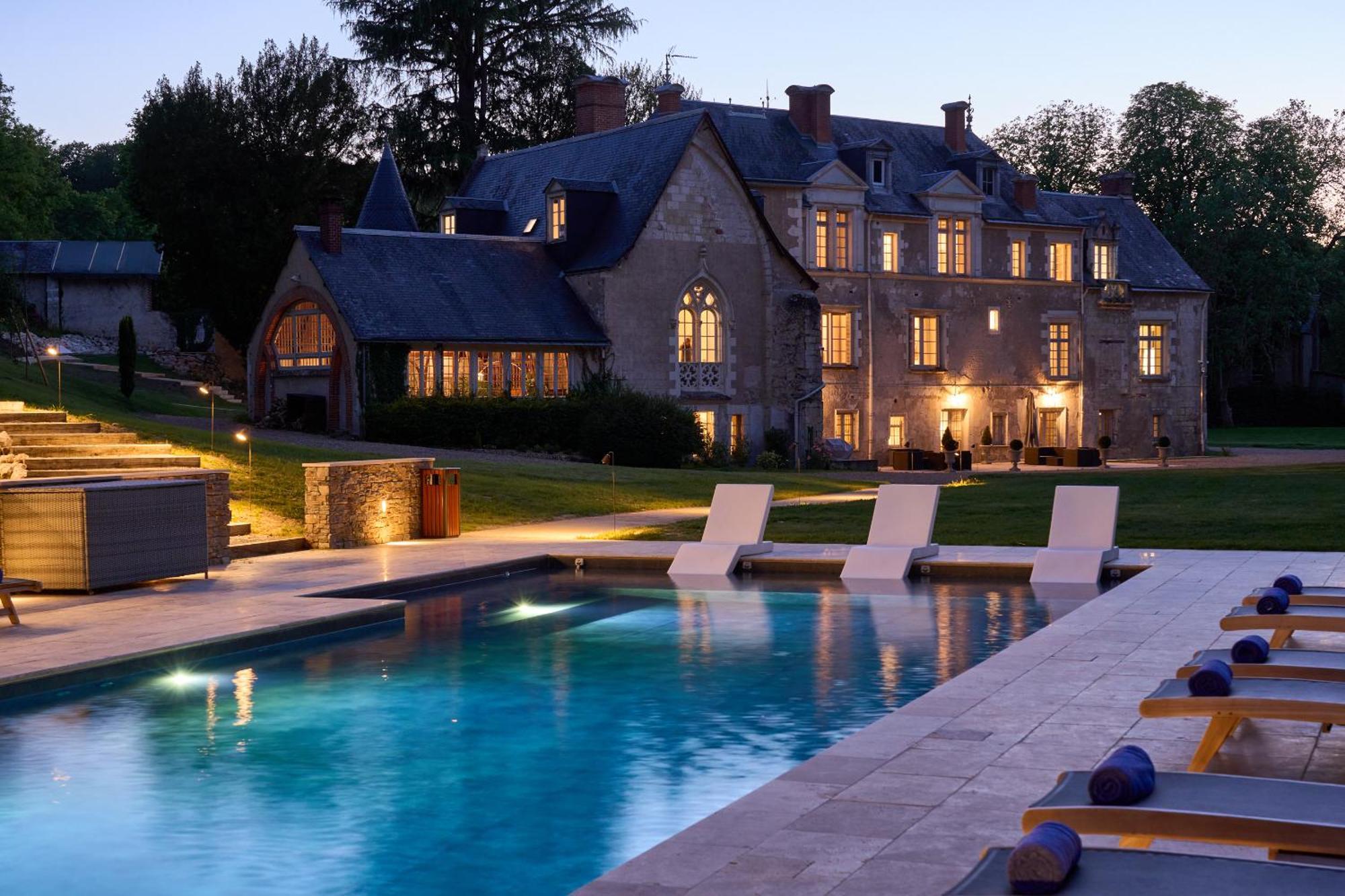 Domaine De La Commanderie De Ballan Exterior photo