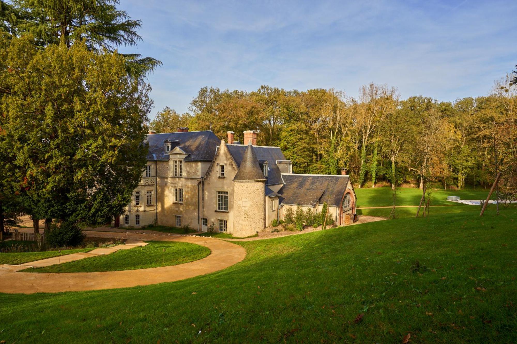 Domaine De La Commanderie De Ballan Exterior photo